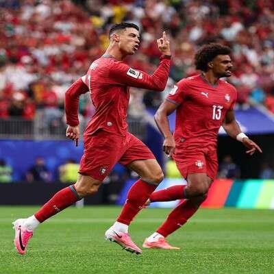 news photo